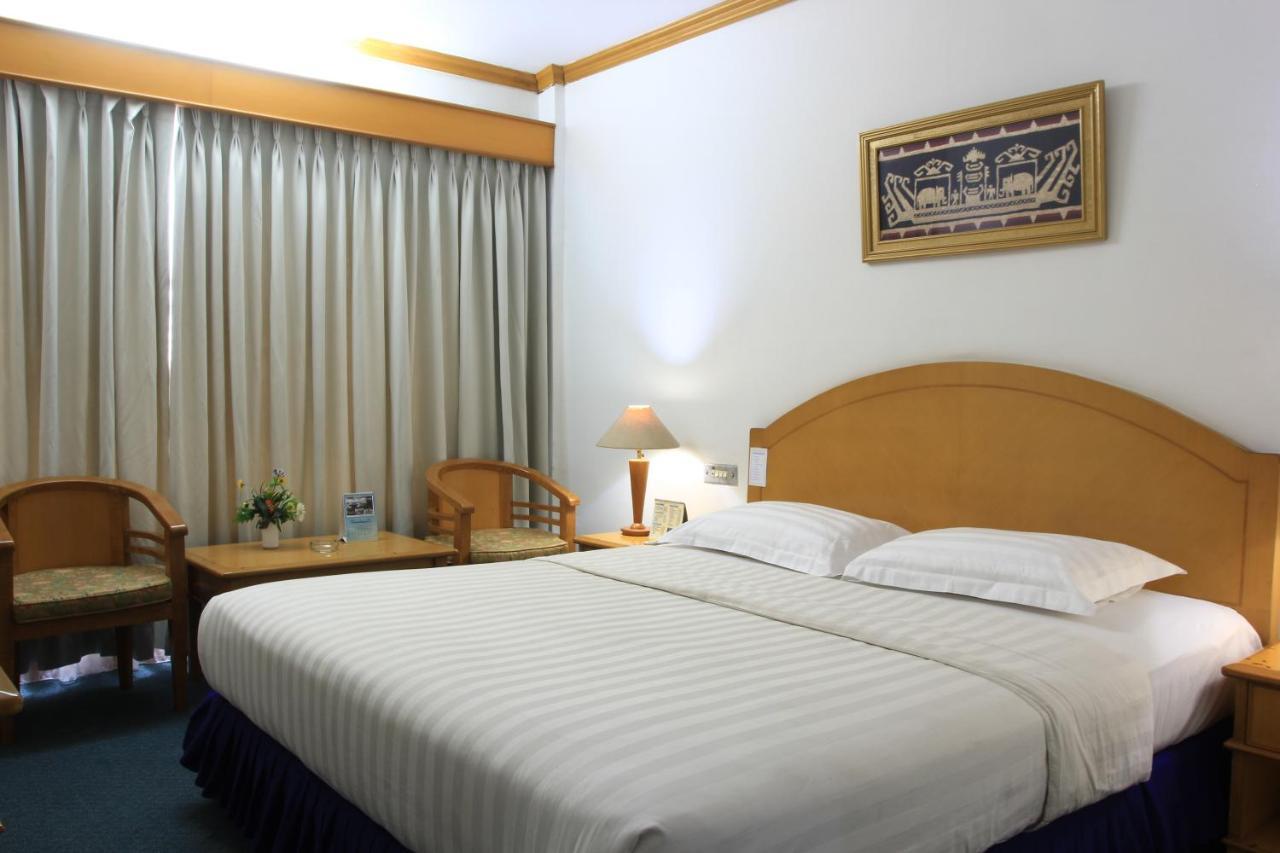 Hotel Marcopolo Bandar Lampung Exteriér fotografie